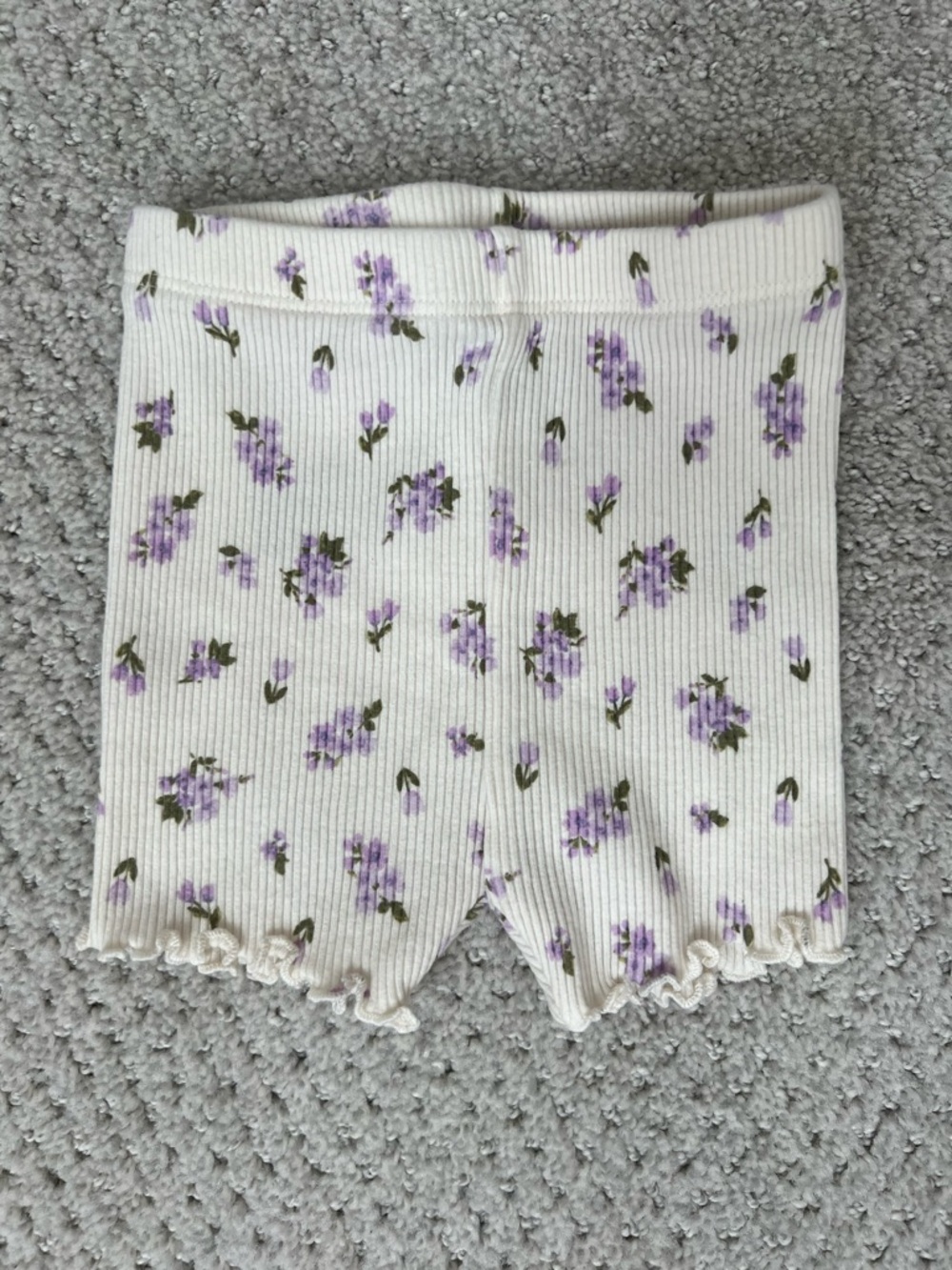 Old Navy Ribbed Lettuce-Edge Biker Shorts 2-Pack - 6-12 Mo - Picture 4 of 10